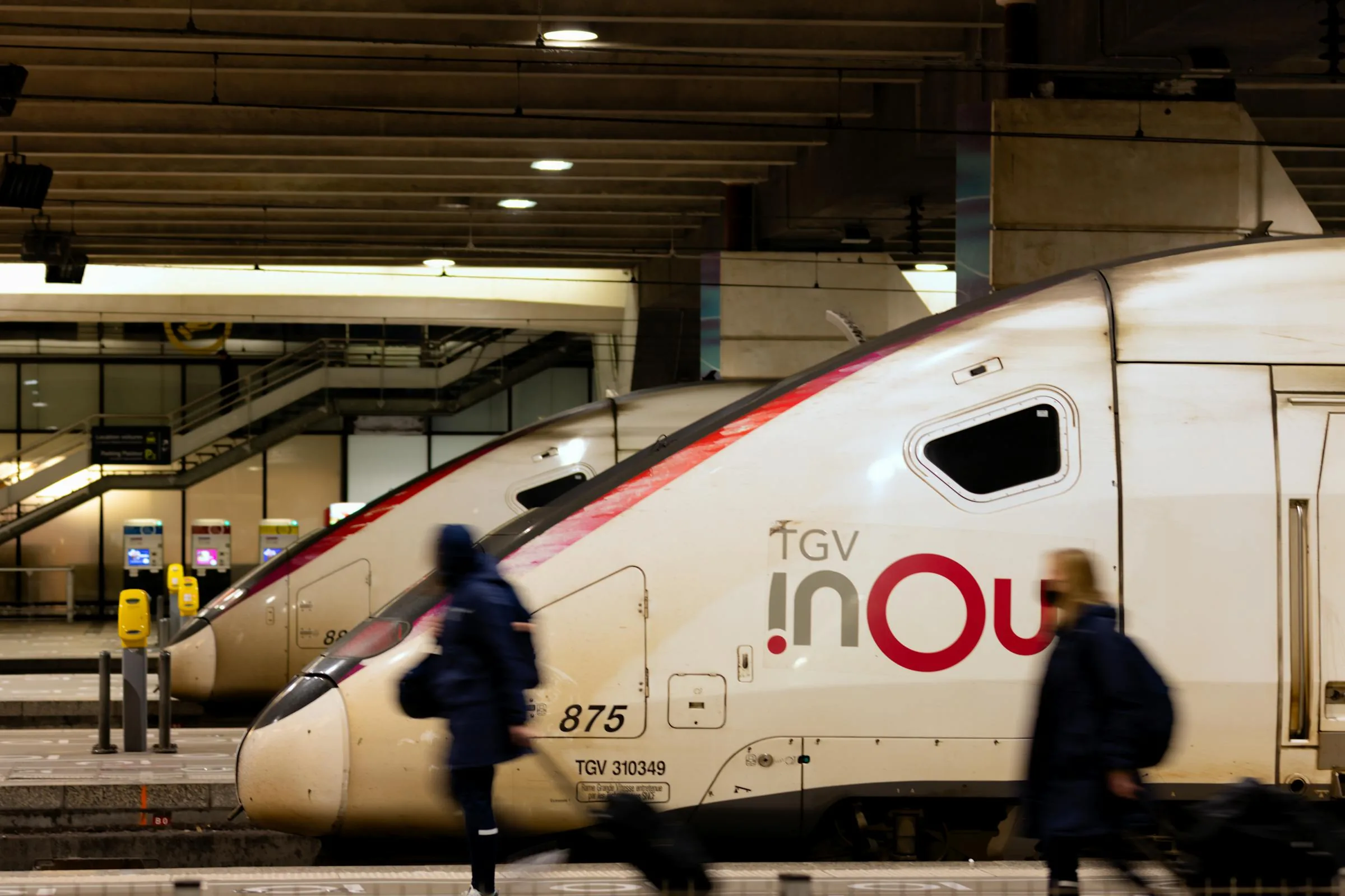 Train ou avion pour les déplacements professionnels : combien pèse chaque trajet en CO₂
